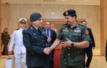 الفريق أول «صدام حفتر» يستقبل وفدا تركياً بميناء بنغازي البحري