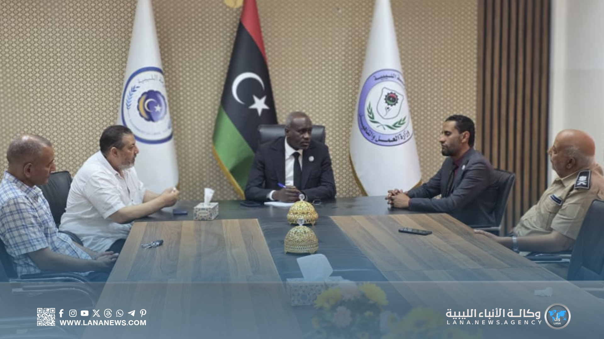 اللجنة المركزية تنظم اجتماعا لمتابعة تنظيم العمالة الوافدة 