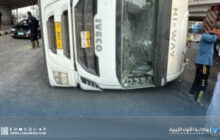 انقلاب شاحنة ليبية في القاهرة دون إصابات وحادث حافلة في الجزائر يودي بحياة 18 شخصا