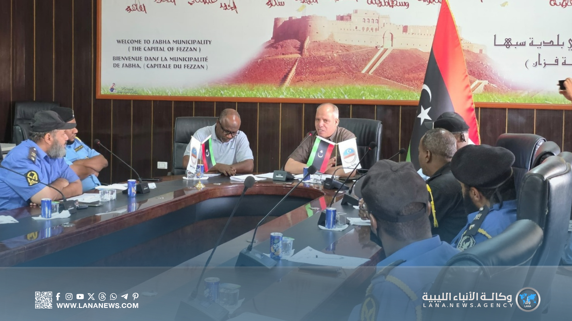 بلدية سبها يبحث ضبط النظام العام مع جهاز الحرس البلدي