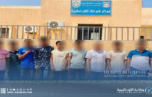 مديرية أمن سرت تضبط 10 مهاجرين غير شرعيين وتُقيّد قائد المركبة