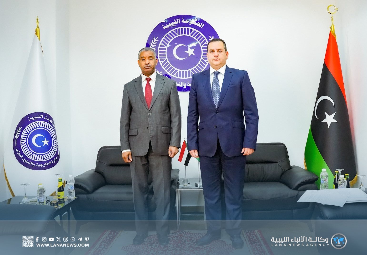 «الحويج» يتابع برنامج العودة الطوعية للاجئين السودانيين