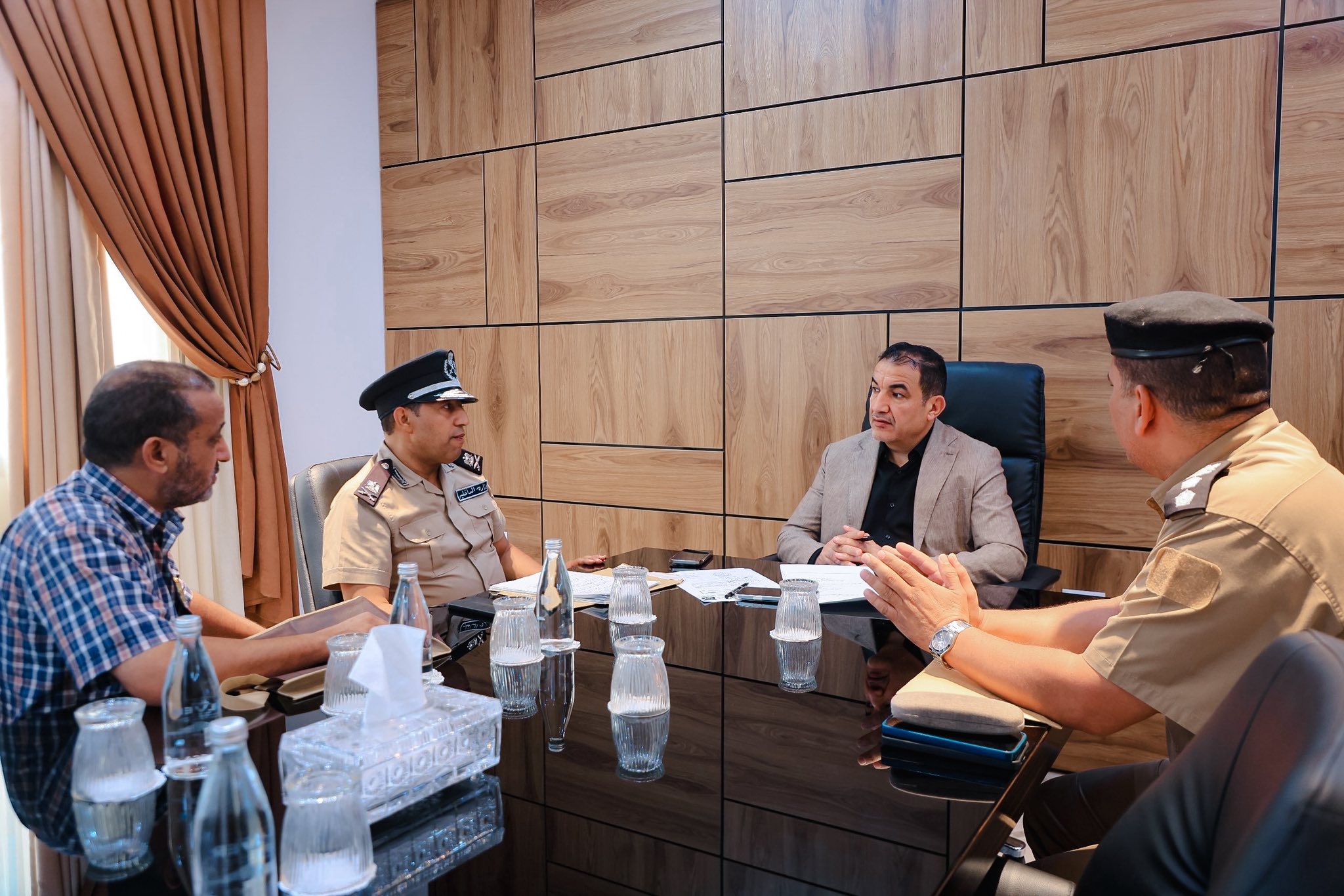 وزير الداخلية يطلع على أعمال إدارة الشؤون الفنية والربط المعلوماتي