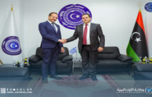 ليبيا واليونان تُؤكدان تعزيز علاقاتهما خلال لقاء وزير الخارجية والقنصل العام
