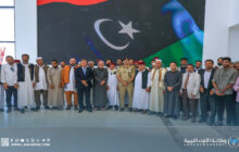 رئيس الأركان العامة يستقبل وفدًا من مشايخ وأعيان قبيلة الفواخر