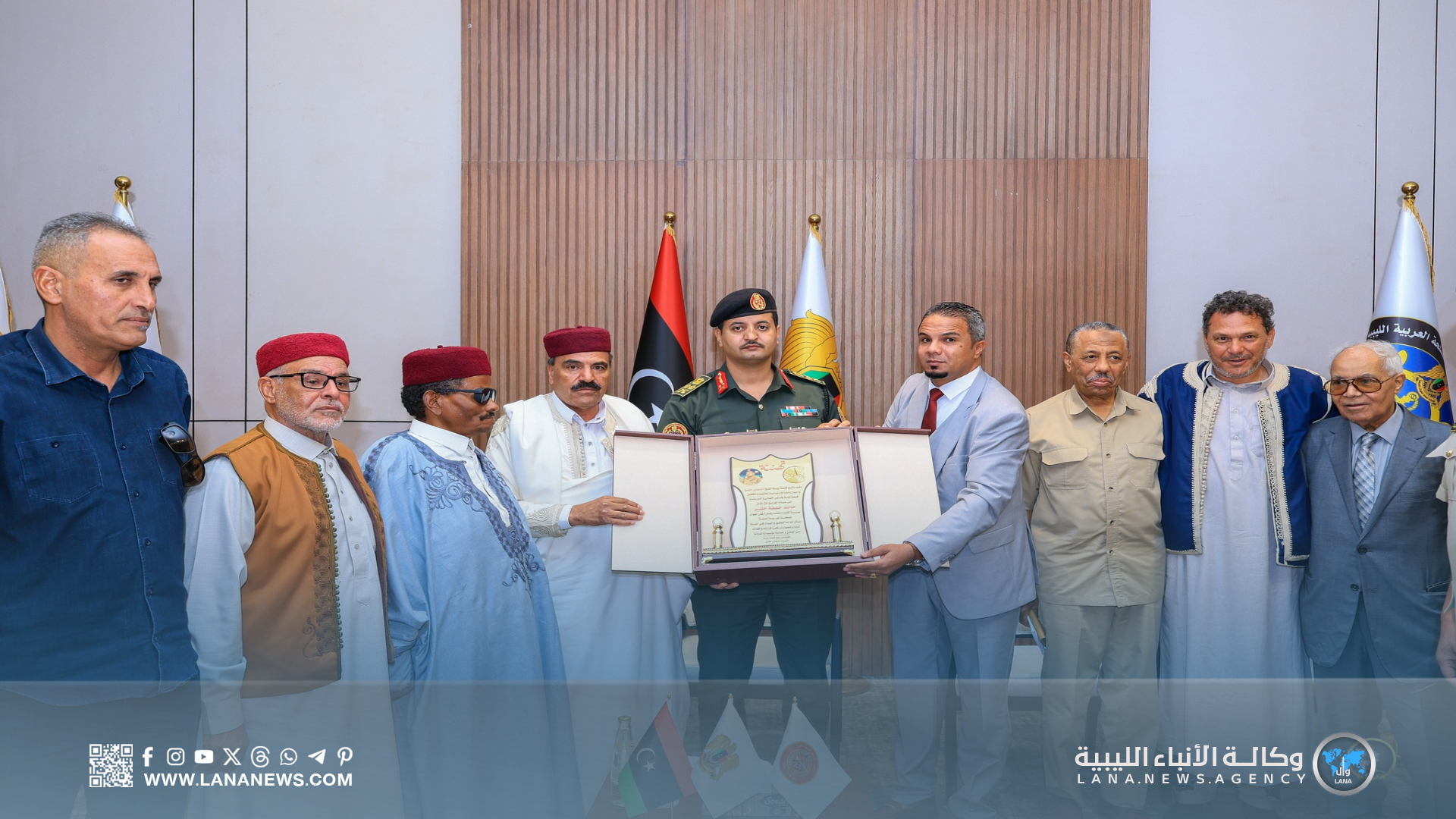 رئيس الأركان العامة يلتقي مشايخ وأعيان قبيلة زوية لتعزيز جهود المصالحة