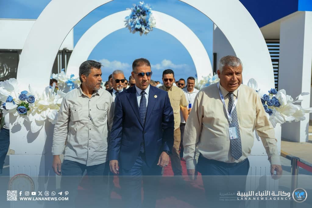 صندوق الإعمار يفتتح نقطة التعبئة الفورية للغاز بدرنة