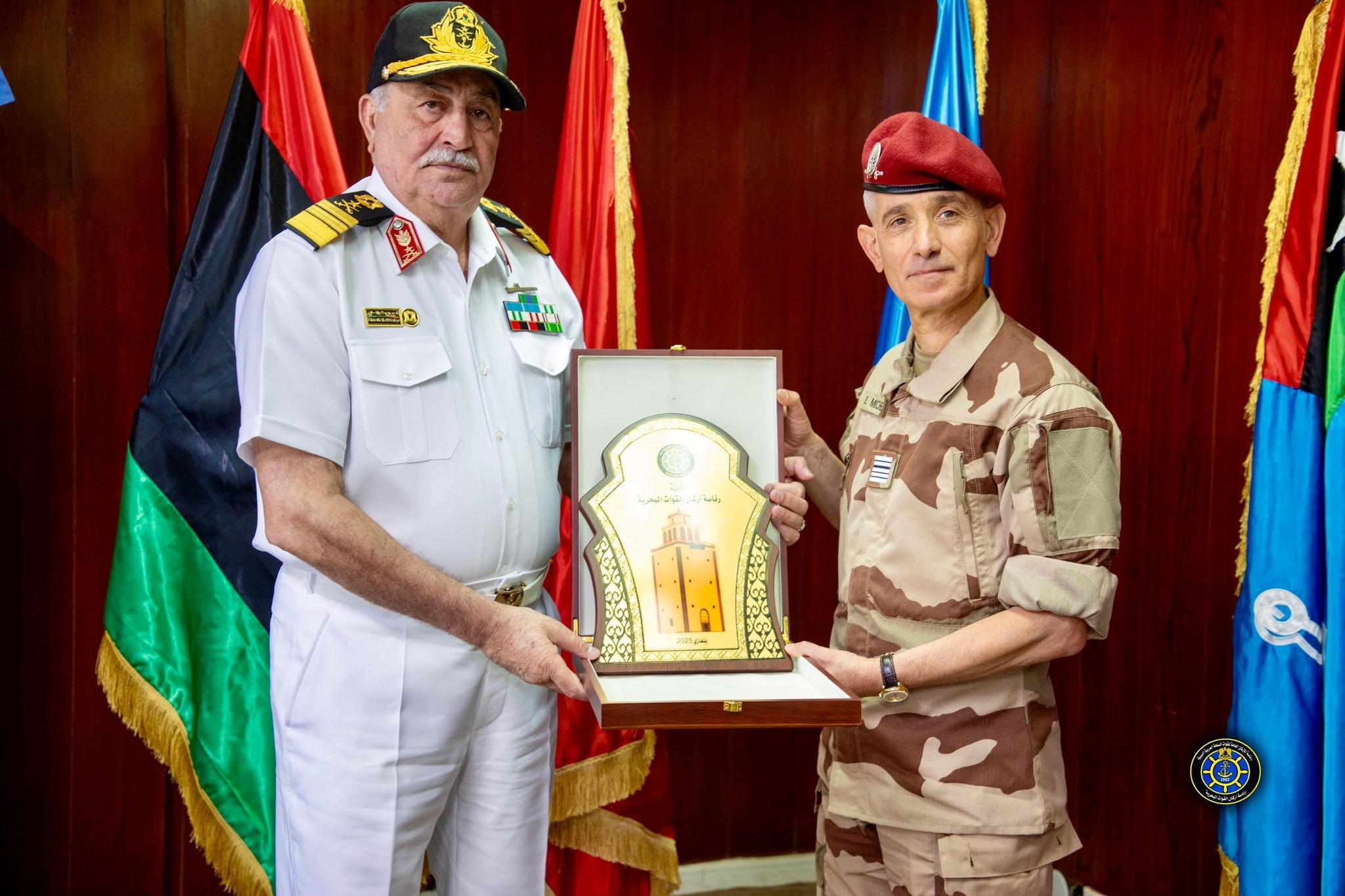 رئيس أركان القوات البحرية يبحث التعاون المشترك مع الملحق العسكري الفرنسي