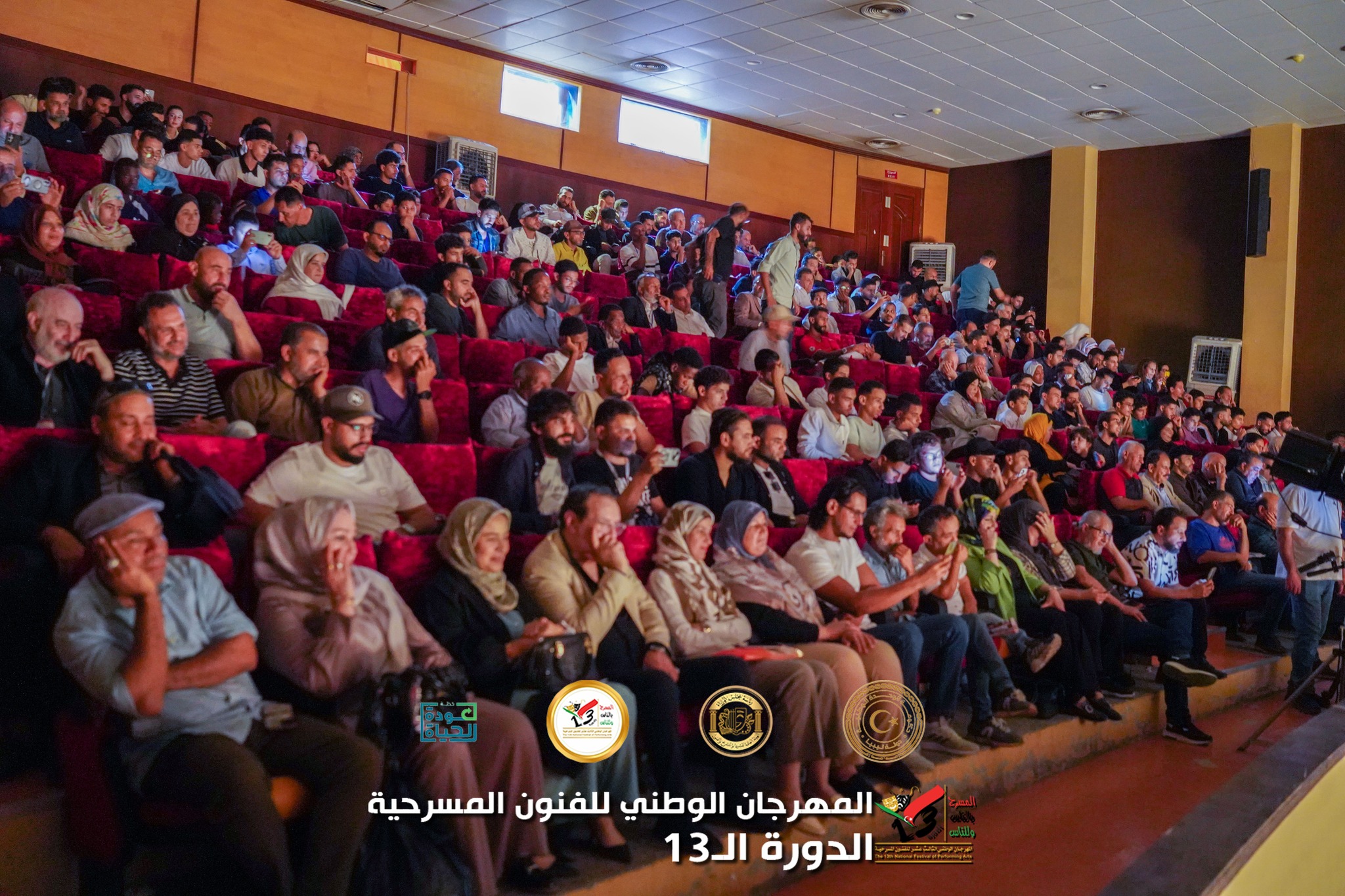 «وال» تستطلع آراء المشاركين في مهرجان الفنون المسرحية بطرابلس