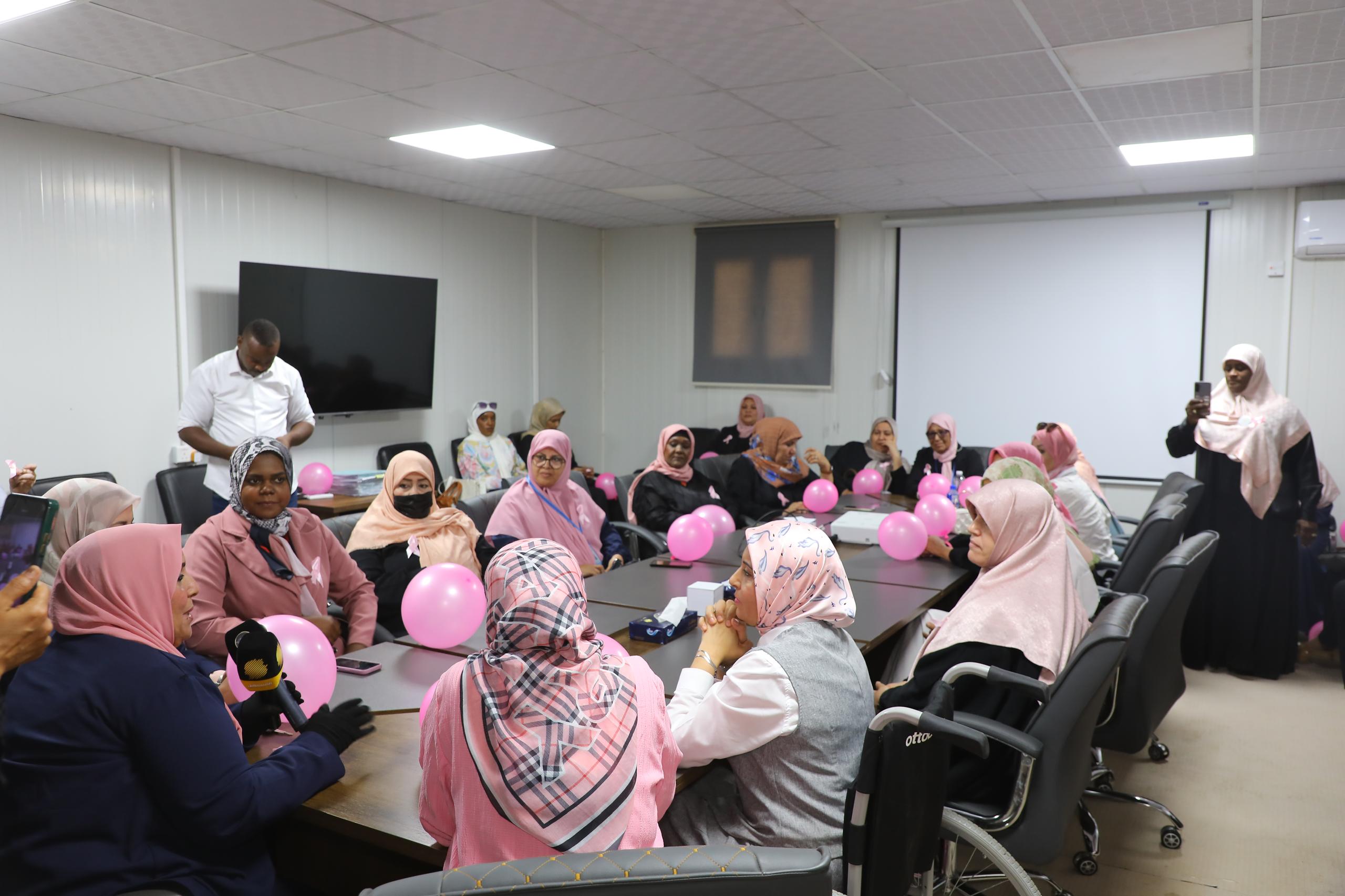 الكشف المجاني والتوعية بسرطان الثدي ينطلق من مستشفى الهواري ببنغازي
