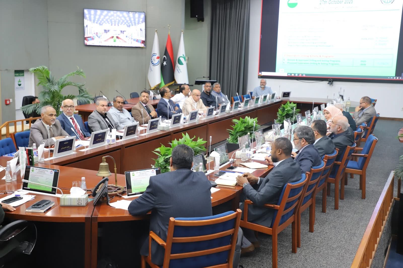 المؤسسة الوطنية للنفط والخليج العربي تستعرضان إنجازات 2025 وخطط الاستكشاف لعام 2026