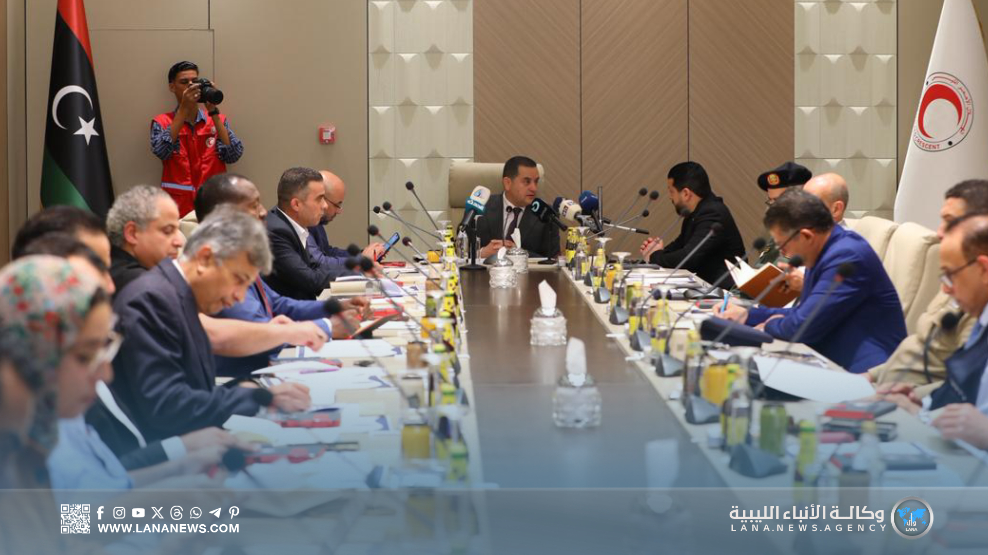 اجتماع ثلاثي لمناقشة دعم برامج العودة الطوعية للنازحين السودانيين