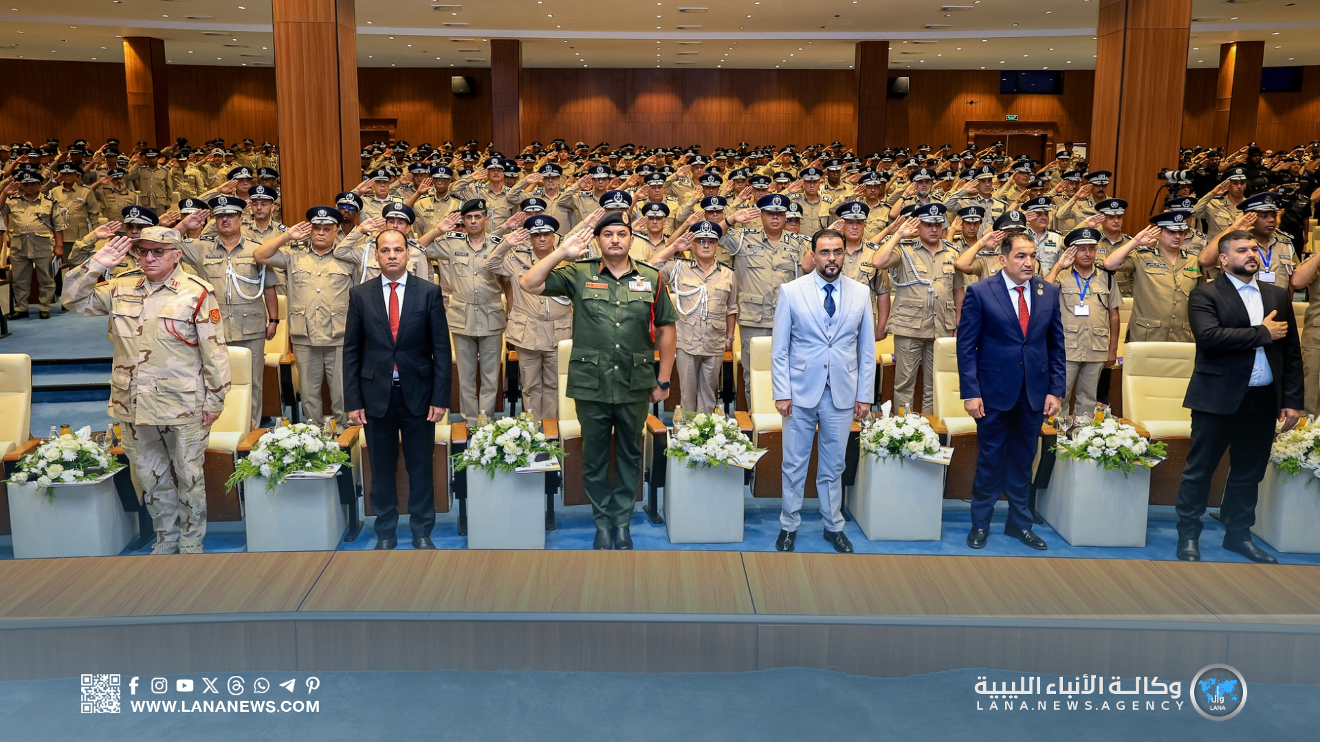 نائب القائد العام يشيد بأداء الشرطة خلال الاحتفال بعيد تأسيسها