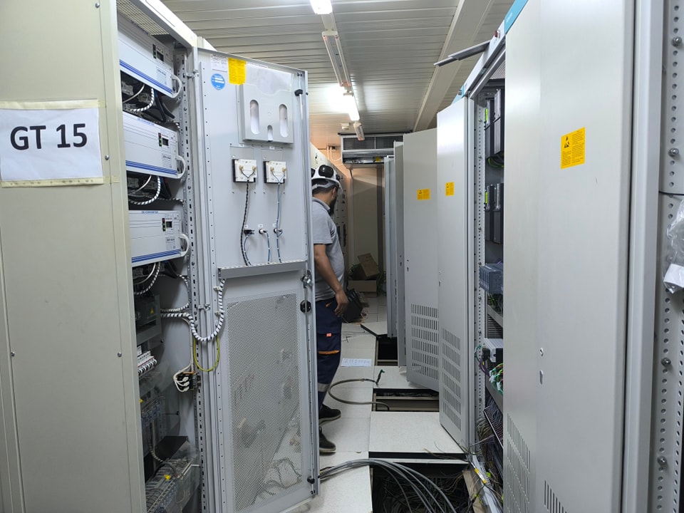 الكهرباء: تستمر في تطوير الوحدة الخامسة بمحطة الرويس استعدادًا للذروة الشتوية