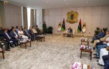 القائد العام يؤكد خلال لقائه وفدا من ترهونة دعم الجيش لوحدة البلاد