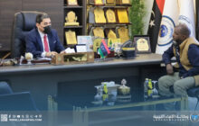 وزير العمل يناقش تحديات فرع الكهرباء بالجنوب