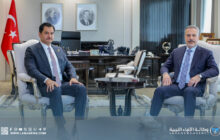 نائب القائد العام يلتقي وزير الخارجية التركي في أنقرة