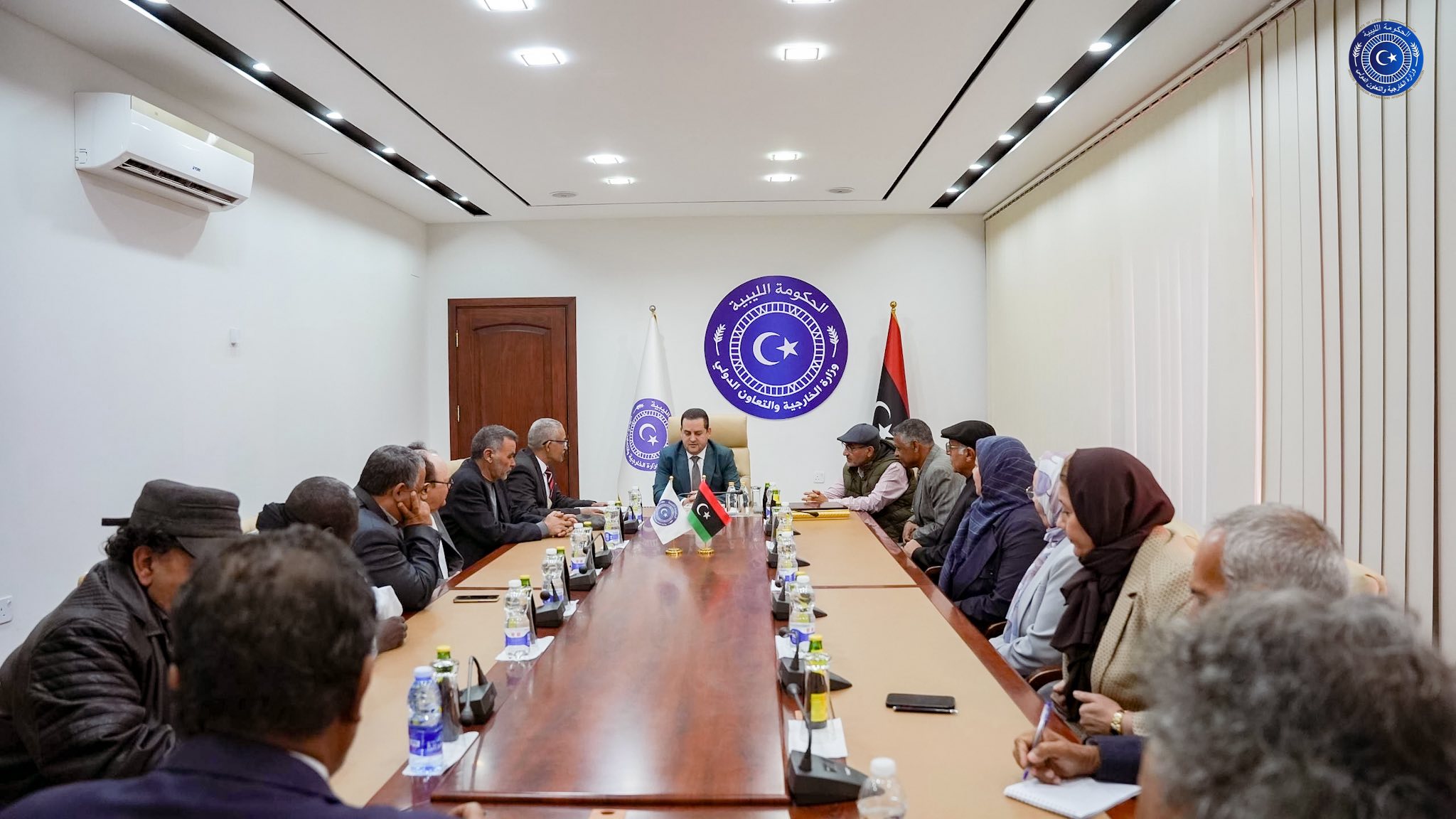 «الحويج» يلتقي بوفد أدباء وكتاب دول المغرب العربي