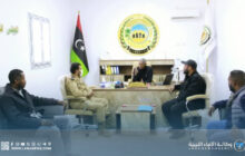 عميد بلدية الشرقية يناقش الأمن والهجرة مع الأجهزة المختصة