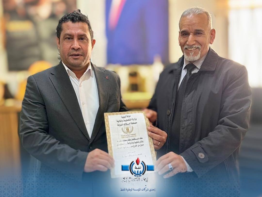 إنشاء محطة وقود نموذجية على الطريق الصحراوي بين مدينتي اجدابيا وطبرق