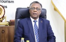 وزارة السياحة تشدد على دعم وتأهيل المرشدين السياحيين في البلاد