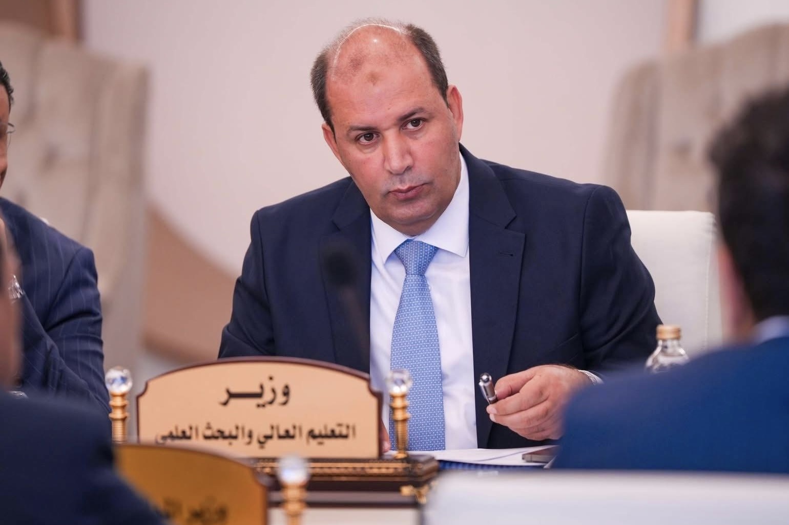 وزير التعليم العالي والبحث العلمي يصدر قراراً بفصل كلية الآداب والعلوم بالمرج إلى كليتين مستقلتين