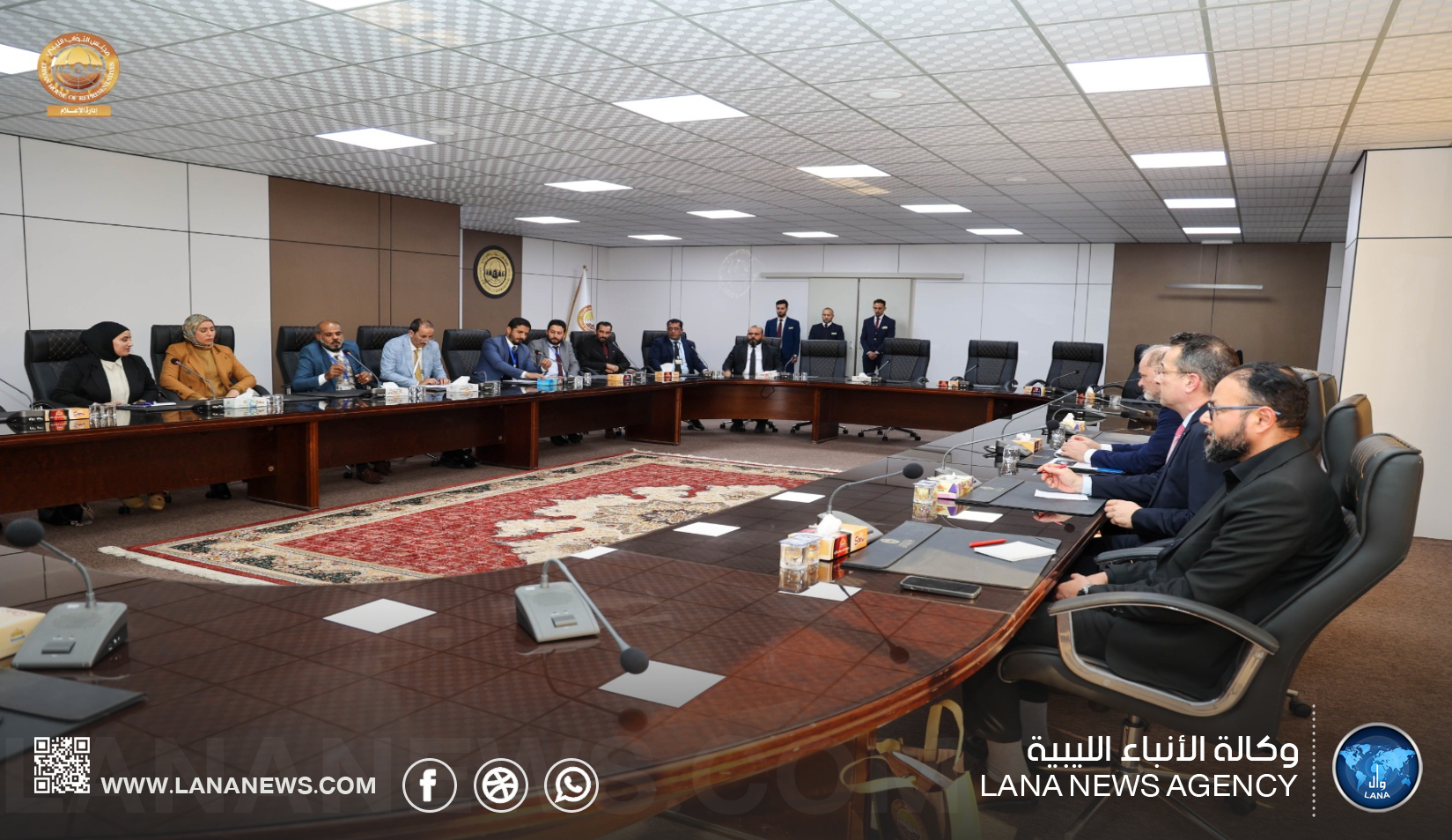 بحث التعاون الإنساني بين مجلس النواب والصليب الأحمر الدولي