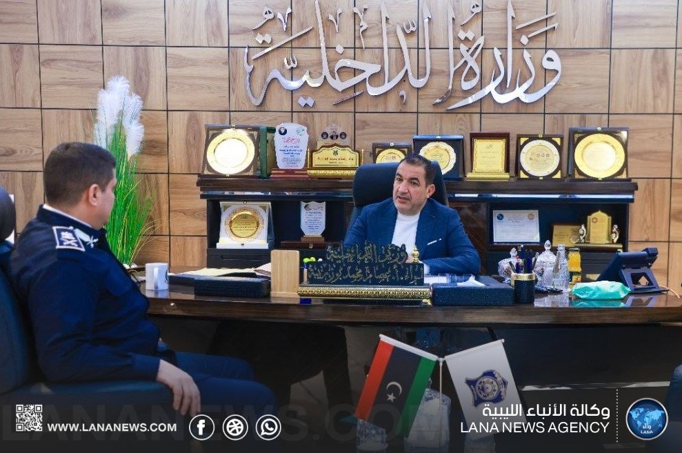 وزير الداخلية يتابع سير العمل بجهاز مكافحة الجرائم المالية