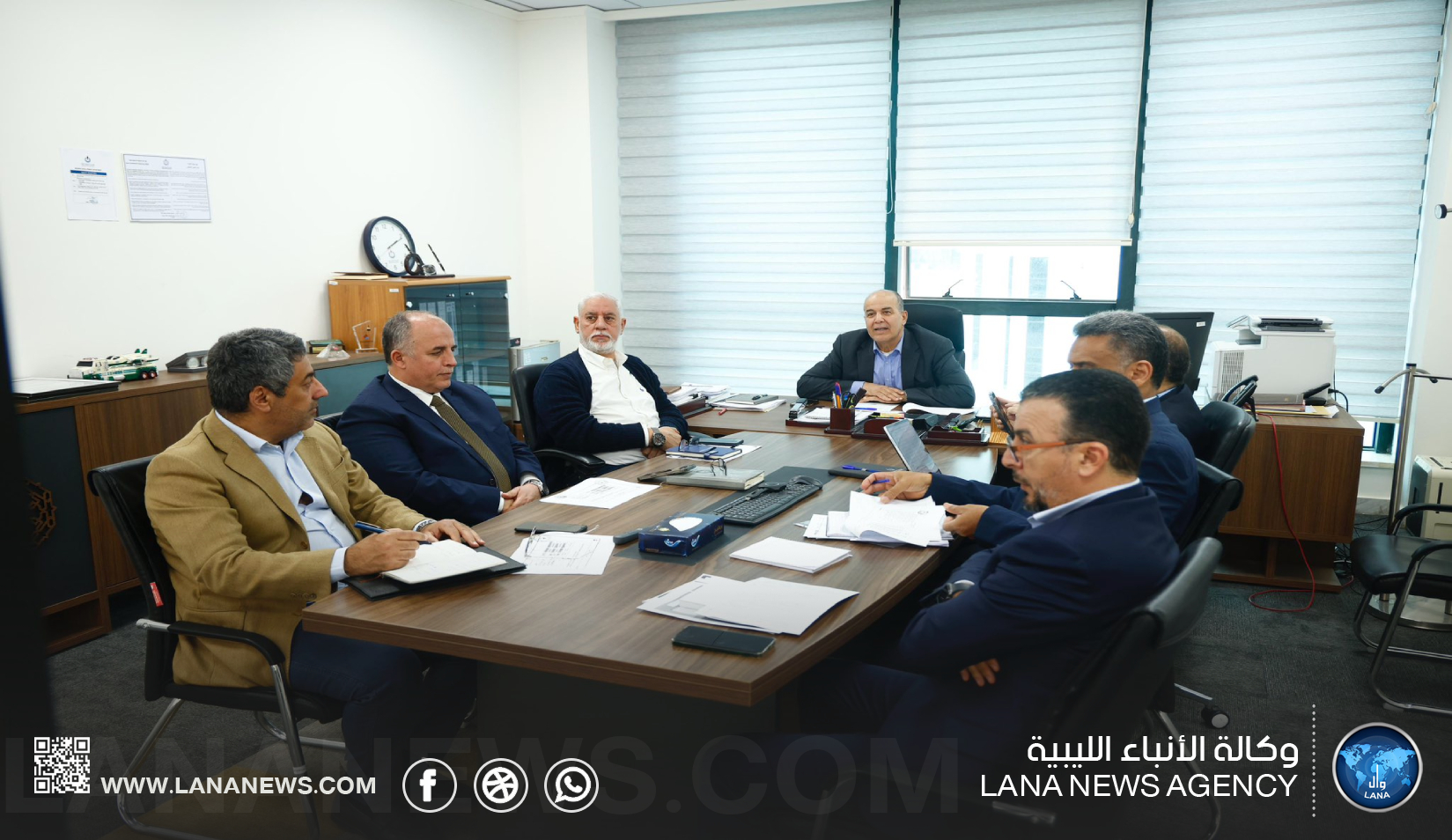 المؤسسة النفط تبحث مع 