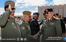 القائد العام يستقبل  وفود المهنئين بعيد الفطر 