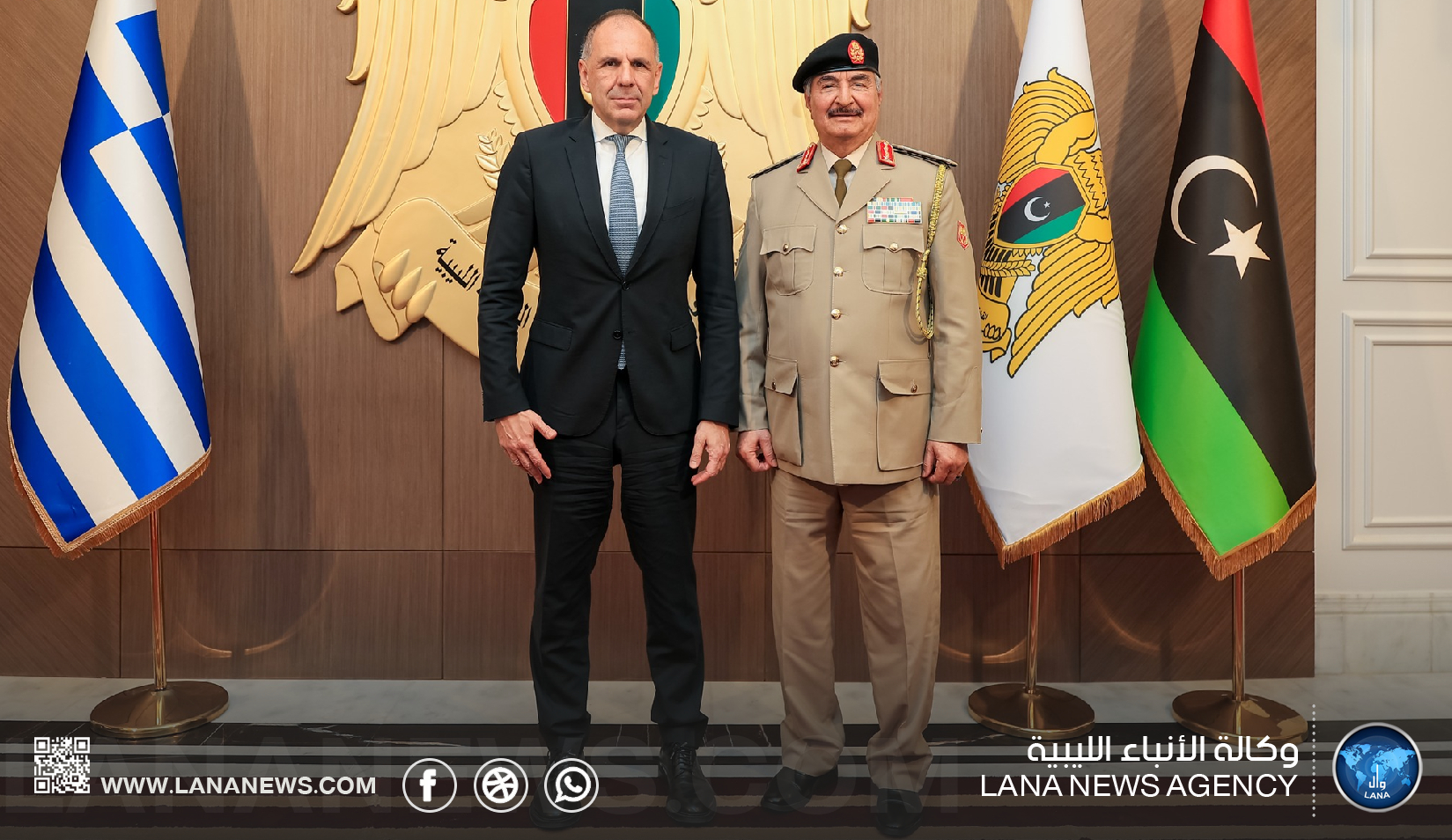 القائد العام يستقبل وزير خارجية اليونان ويؤكد تعزيز التعاون الثنائي