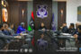 أبوزريبة يناقش تعزيز تطبيق المعايير الصحية في اجتماع الداخلية