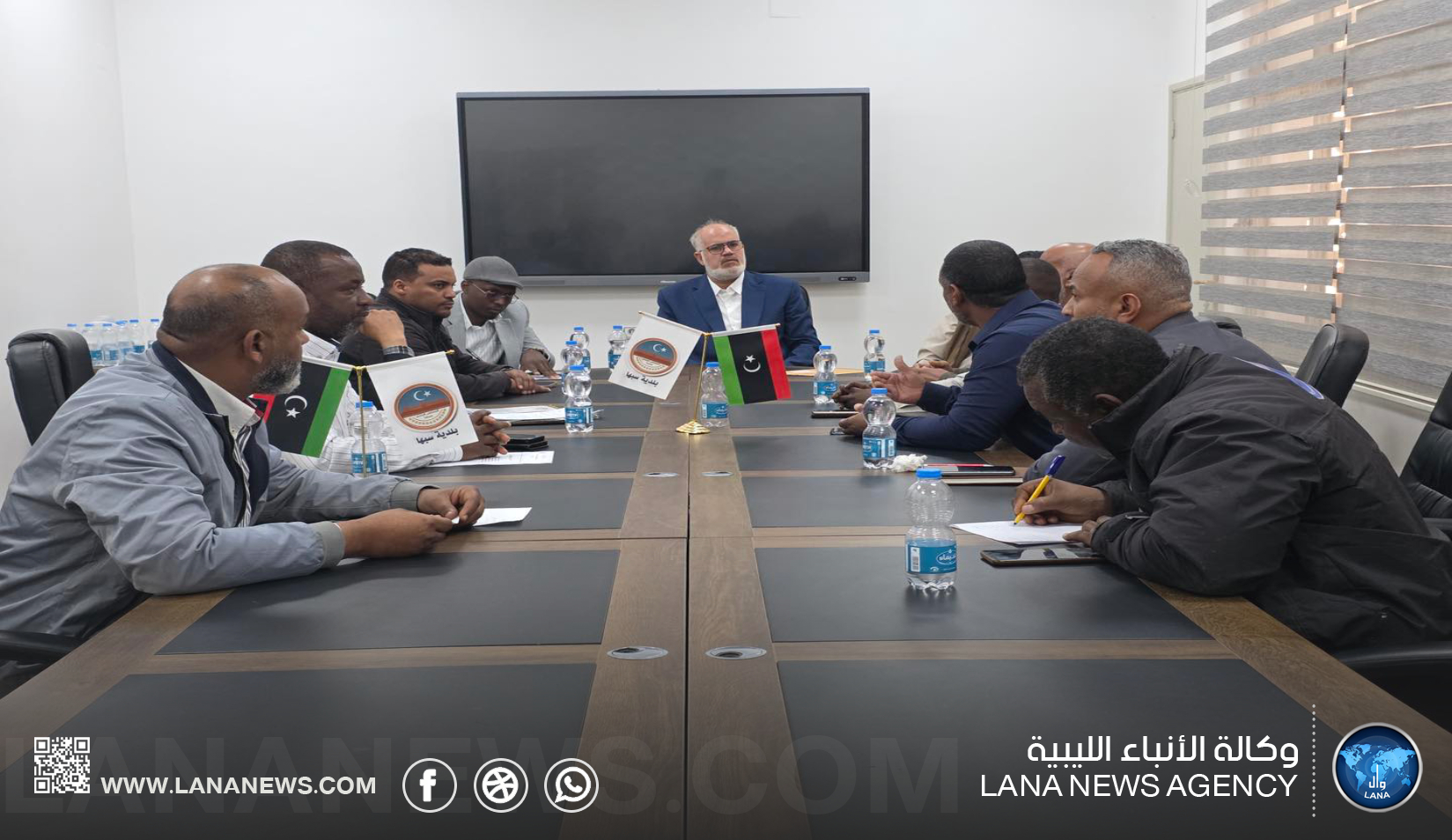 بلدية سبها تبحث تحسين استقرار التيار الكهربائي بالمدينة