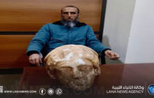 مُواطن في شحات يُسّلم رأس تِمثال أثري لمُراقبةِ الآثار