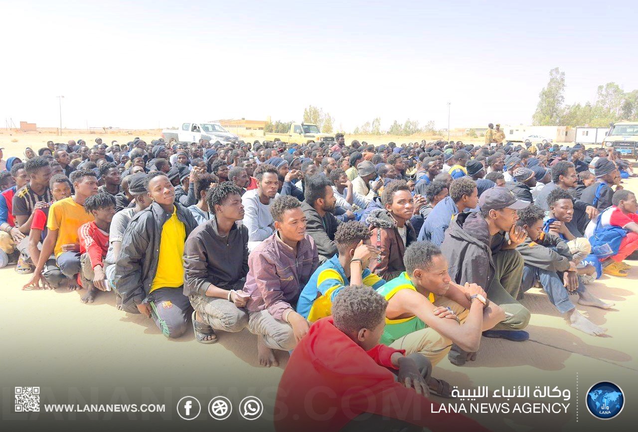 ترحيل 415 مهاجراً من النيجر عبر مطار براك الشاطئ