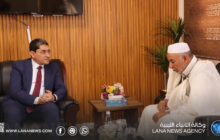 وزير العمل يبحث دعم وتمكين الشباب والمرأة بفزان