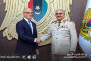 القائد العام يبحث مع الاتحاد الأوروبي التعاون الأمني ومكافحة الهجرة
