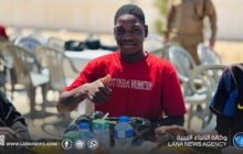 معايدة بمركز إيواء المهاجرين غير الشرعيين ببنغازي