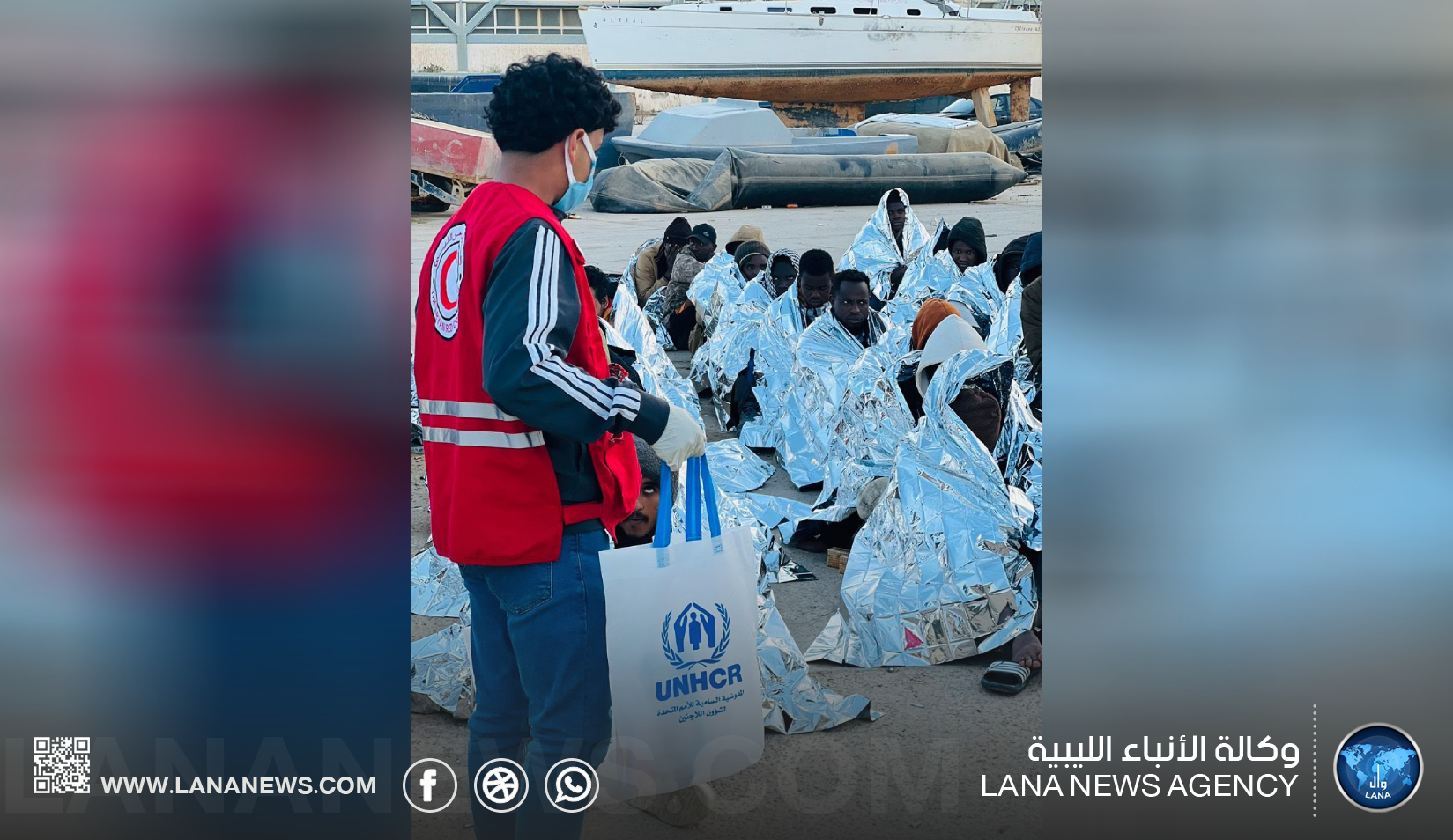 الهلال الأحمر ينقذ مهاجرين قبالة سواحل طبرق