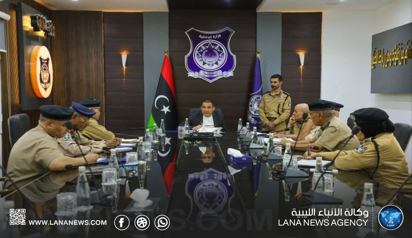 وزير الداخلية يبحث تطوير الهيكل الإداري وتنظيم ملف الهجرة