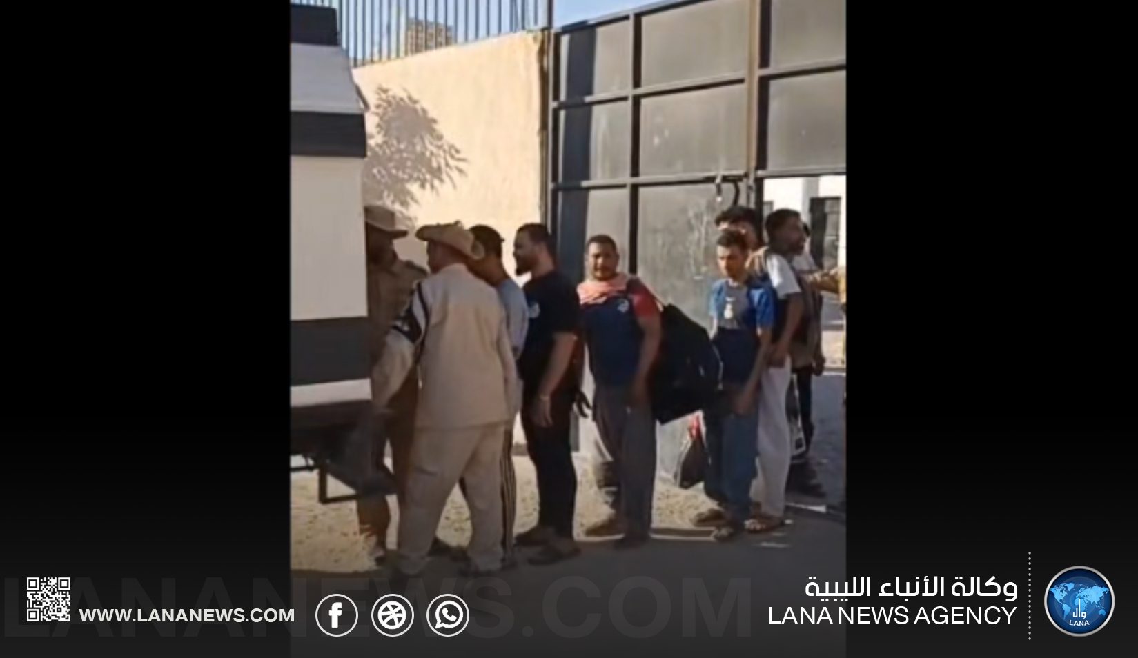 مكافحة الهجرة أجدابيا يرحّل 35 مهاجراً غير شرعي عبر منفذ أمساعد البري
