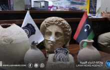الشرطة السياحية تضبط متهمين بعرض قطع أثرية للبيع