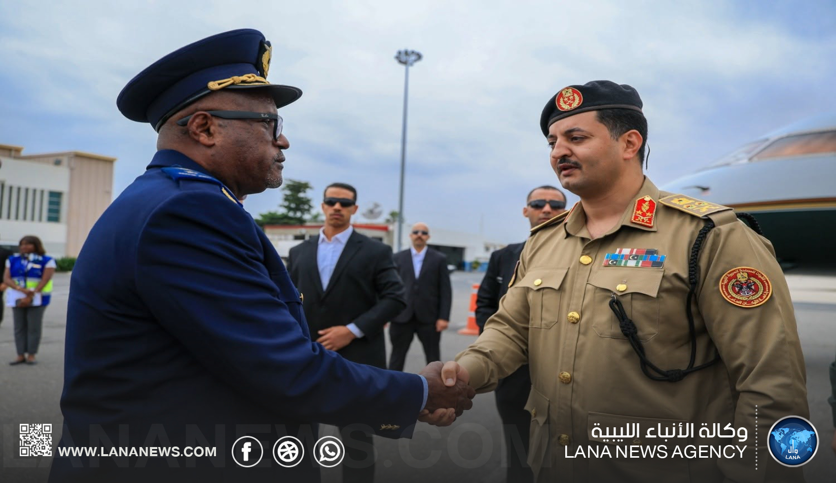 رئيس الأركان الجيش يصل لواندا للمشاركةِ في مؤتمرِ رؤساء الأركان