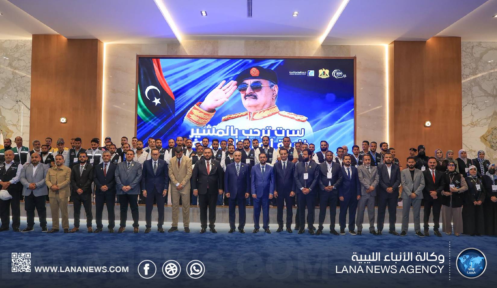 القائد العام يدعو الشباب للعمل وتحمل المسؤولية الوطنية