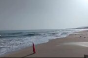 الإنقاذ البحري يحذر من السباحة بعدد من الشواطئ بسبب اضطراب البحر