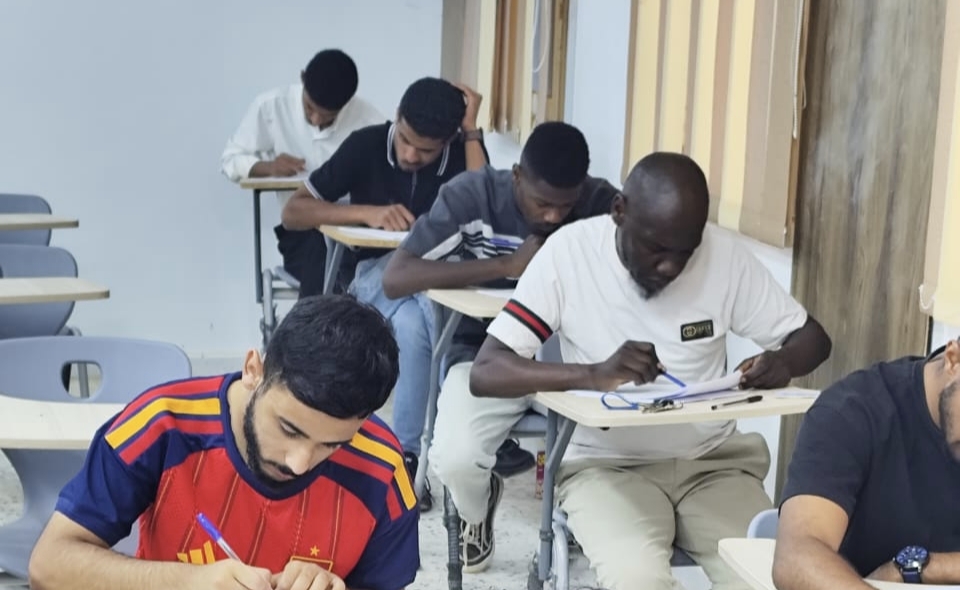 انطلاق الامتحانات النهائية بالمعهد العالي لتقنيات السياحة في بنغازي