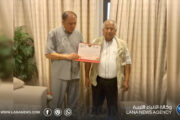 رئاسة المؤتمر الأول للأحزاب الليبية تكرم وكالة الأنباء الليبية في ختام أعماله بسرت