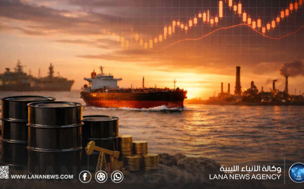 أسعار النفط تنخفض مع انحسار التوترات وتحقق مكاسب أسبوعية