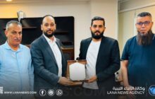 مالية الشويرف تكرّم موظفين تقديرا لجهودهما في إقفال حسابات 2025