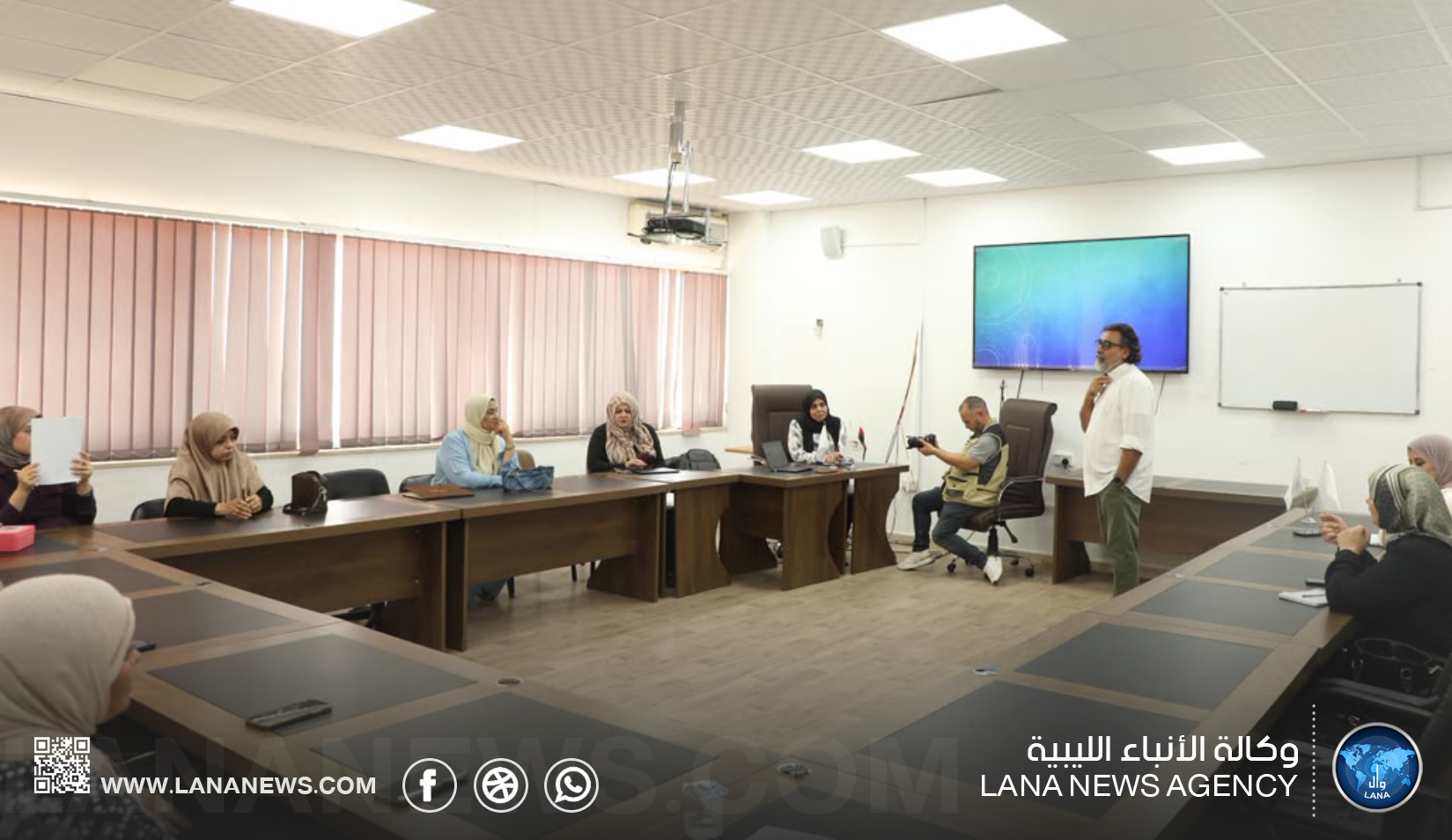 ندوة ببنغازي تبحث أثر بيئة العمل الإيجابية في تعزيز الإنتاجية والتميز المؤسسي